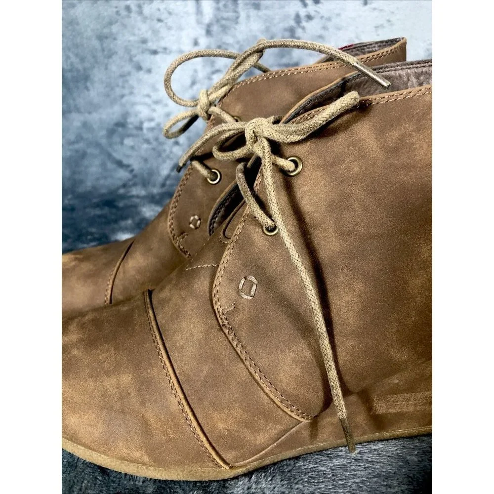 Natural Reflections ￼Wedge Shoe Women’s Brown Lace Boot Size 8 1/2